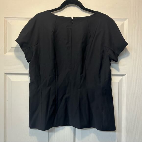 Talbots Black Short Sleeve Top Blouse Zipper Back Closure Scoop Neck Size 16 NWT - Picture 3 of 7